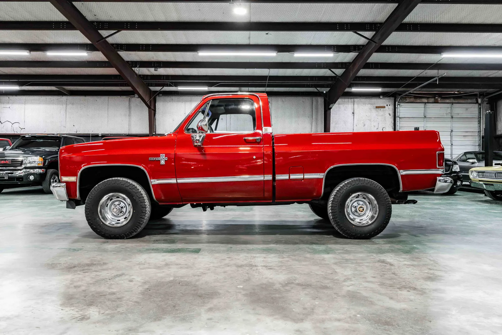 1986-Chevrolet-K10-Apple Red-111834-34.jpg